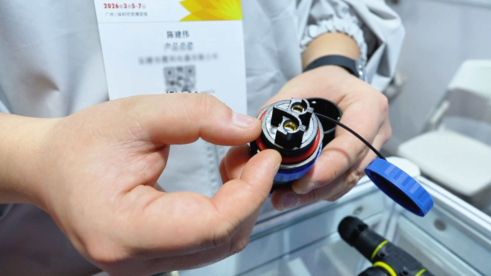 攬利電器，專注凈水器接頭·卡爪系列！