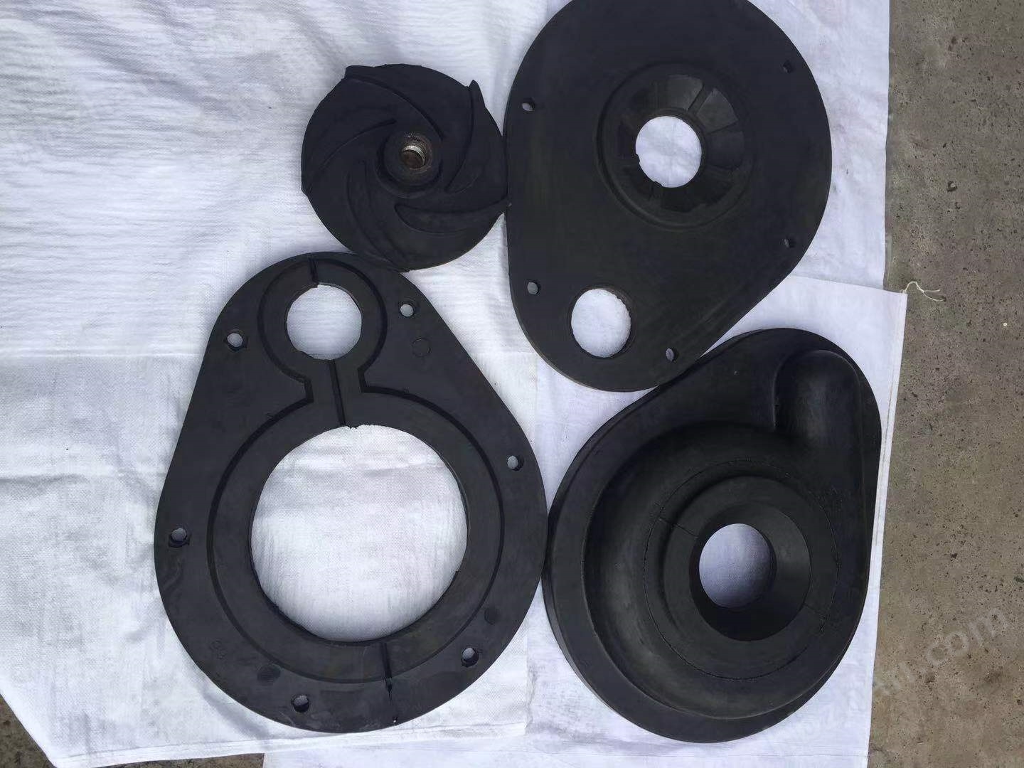 湖北天門天標(biāo)泵業(yè)LP系列橡膠渣漿泵及配件