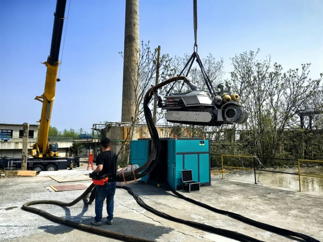 新品推荐！施罗德犀牛D800F清淤机器人重磅上市